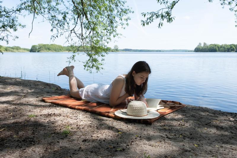 剪映全系资源合集，从安装、学习到实战模板素材全覆盖，一套决剪映剪辑所有需求，含Windows+Mac+Android多版本安装包