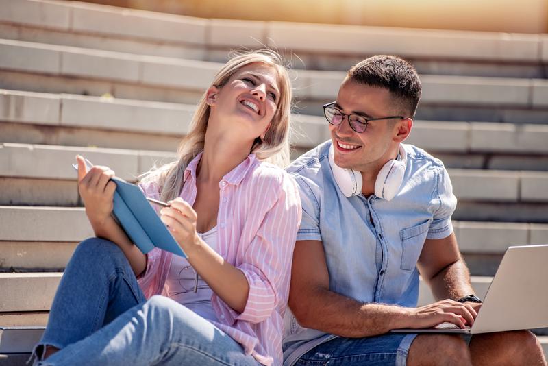 剪映全系资源合集，从安装、学习到实战模板素材全覆盖，一套决剪映剪辑所有需求，含Windows+Mac+Android多版本安装包