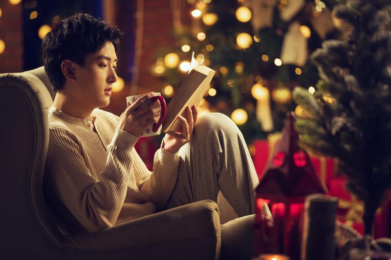 剪映全系资源合集，从安装、学习到实战模板素材全覆盖，一套决剪映剪辑所有需求，含Windows+Mac+Android多版本安装包