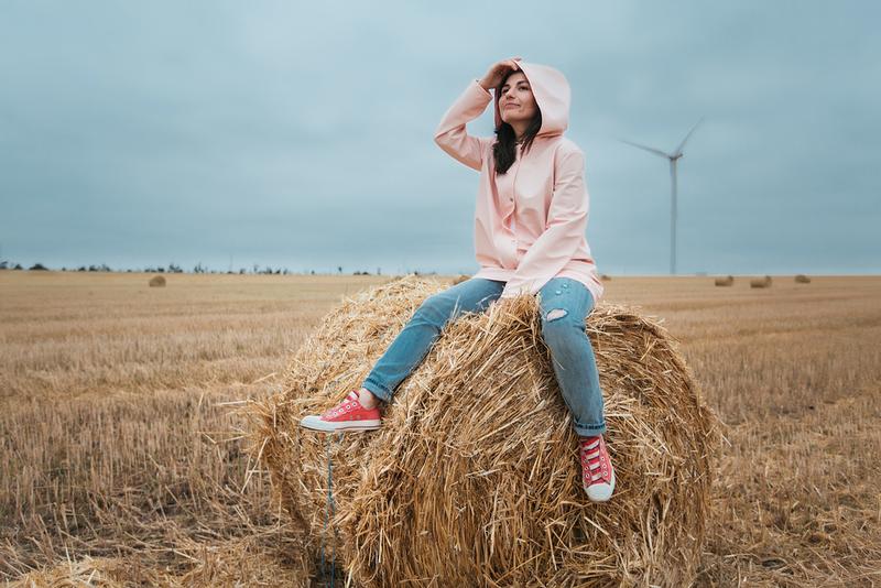 剪映全系资源合集，从安装、学习到实战模板素材全覆盖，一套决剪映剪辑所有需求，含Windows+Mac+Android多版本安装包